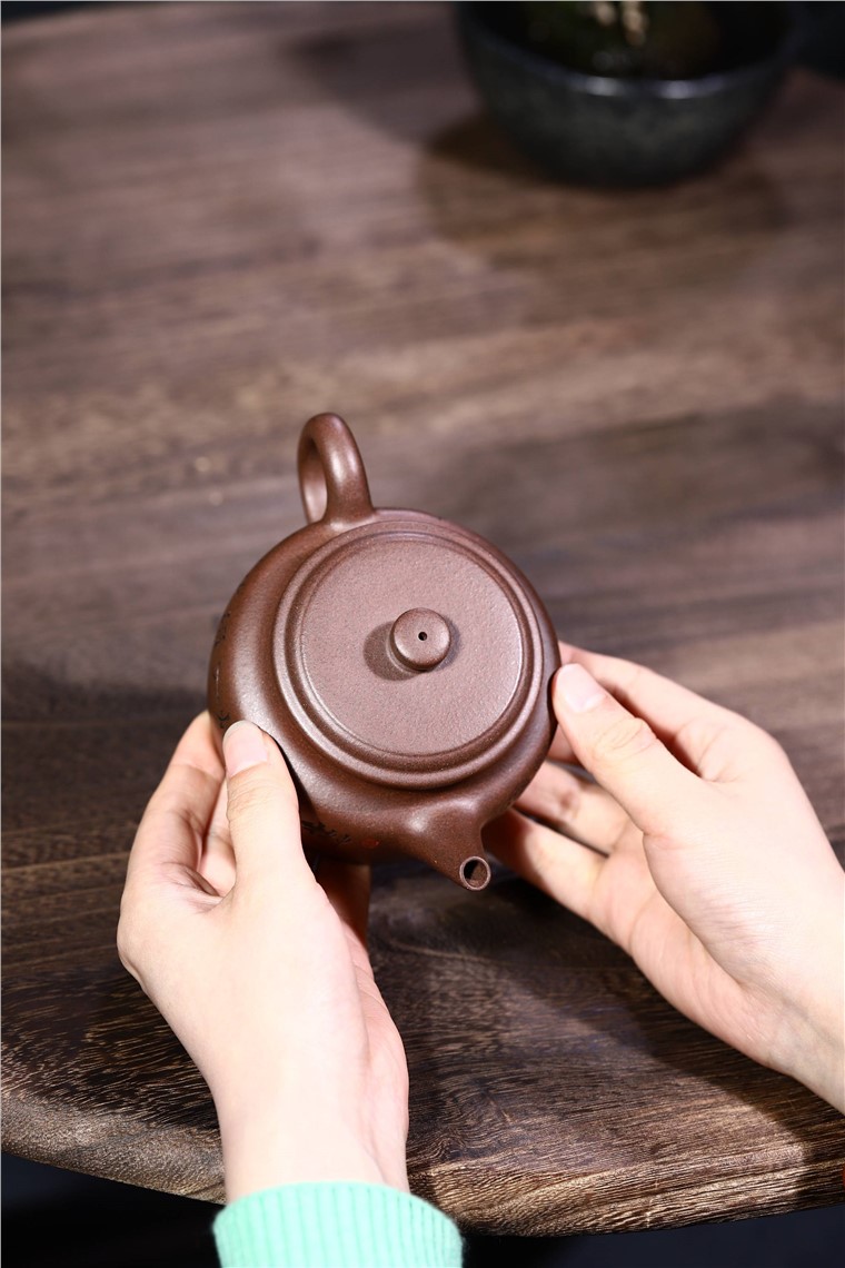 徐勤作品 德钟图片
