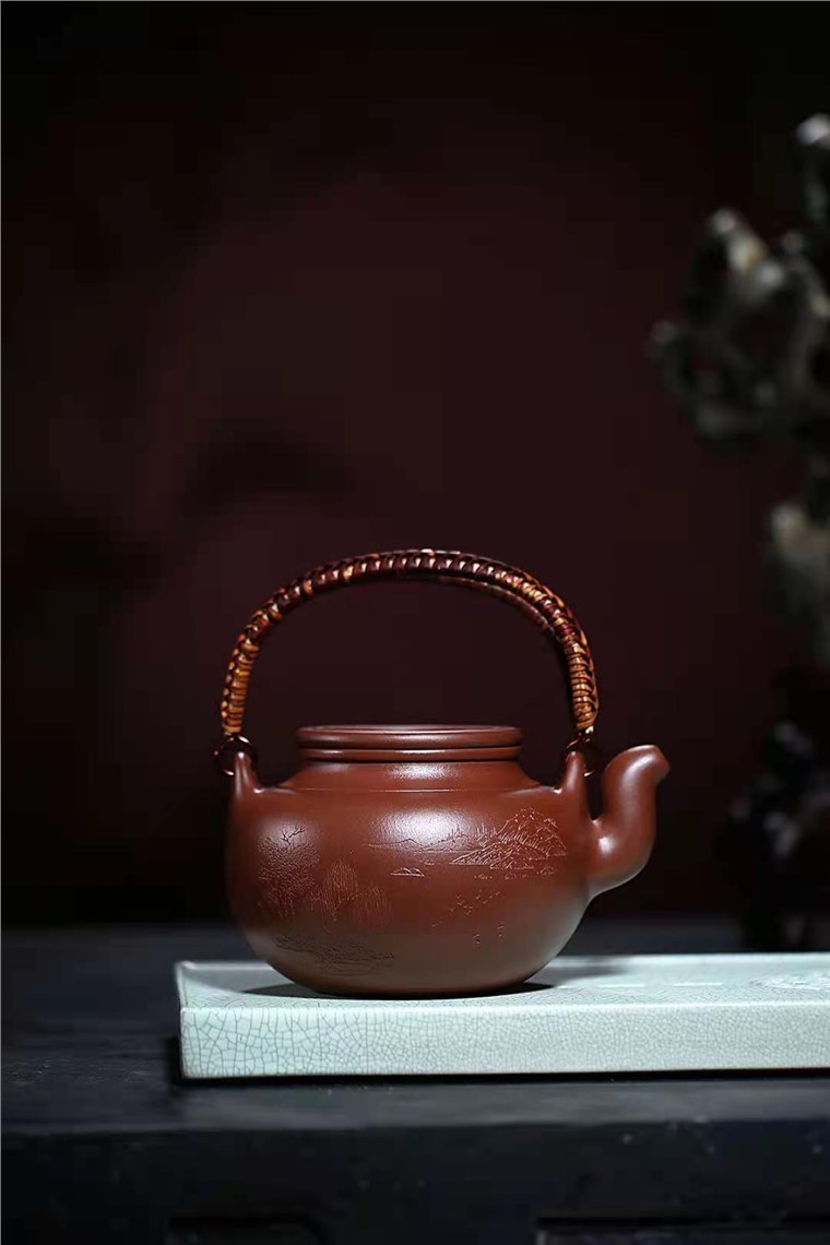 王国祥作品 蛋包提梁图片