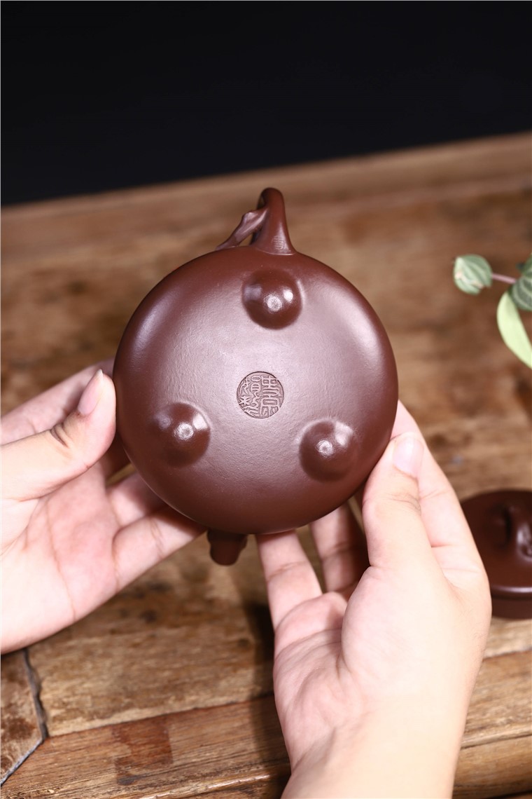 史宗娟作品 红梅迎春