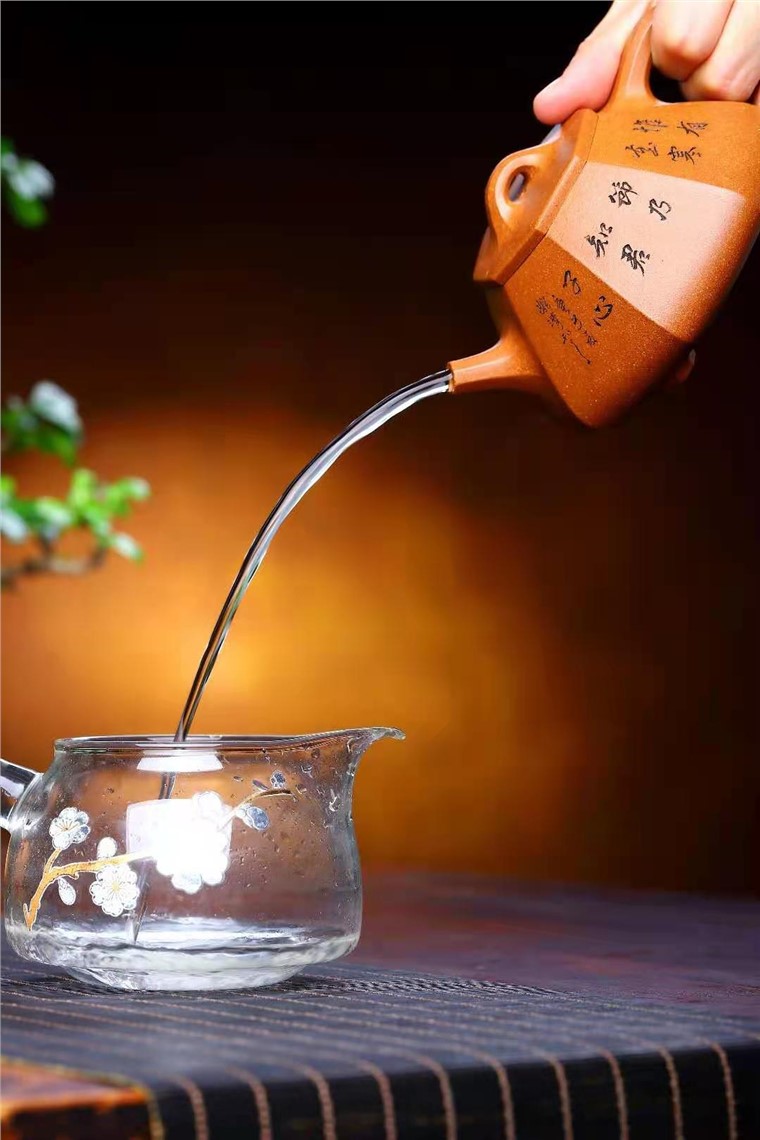 庄其芳作品 八方石瓢