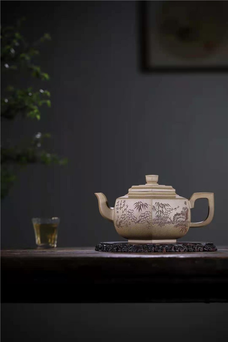 王岳龄作品 六方雪华图片