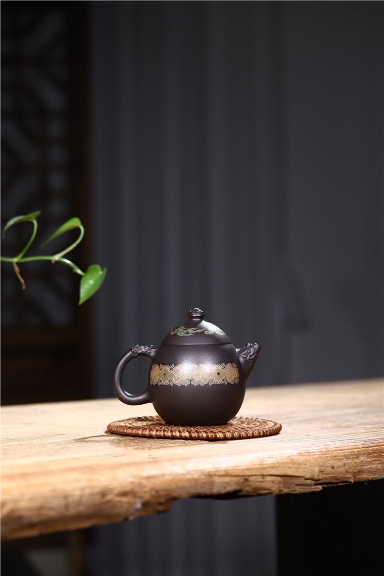 范君浩作品 龙蛋图片