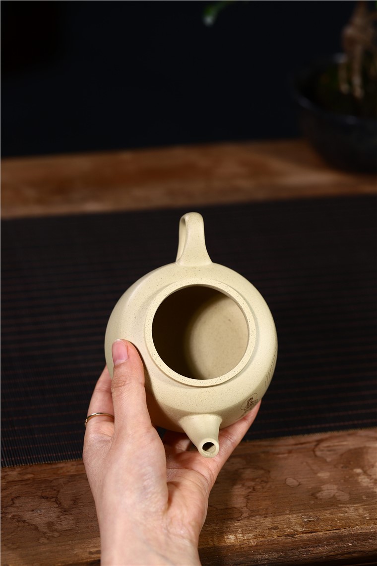 周莹作品 心经桥鼎图片