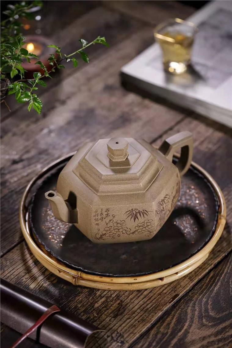 王岳龄作品 六方雪华图片