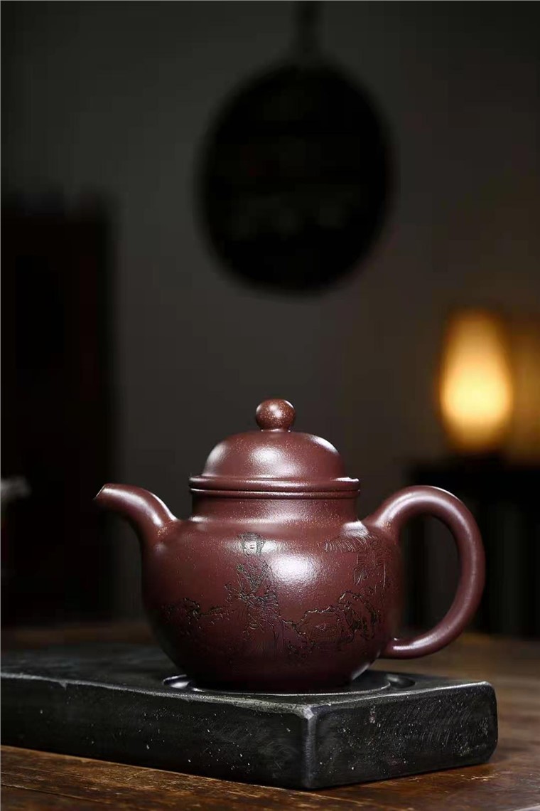 秦国萍作品 寿珍掇球图片