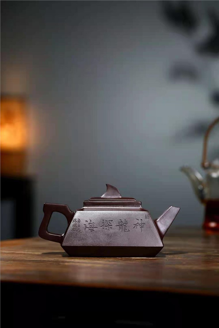 邹旭敏作品 神龙探海图片