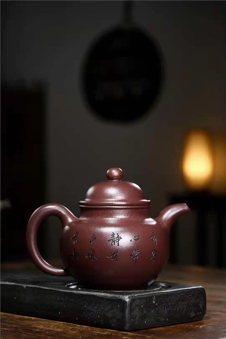 秦国萍作品 寿珍掇球图片