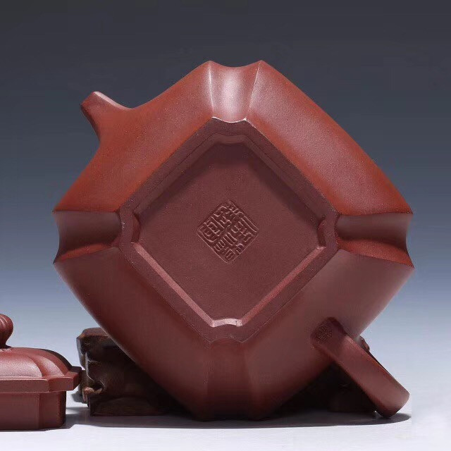 杨军保作品 抽角四方