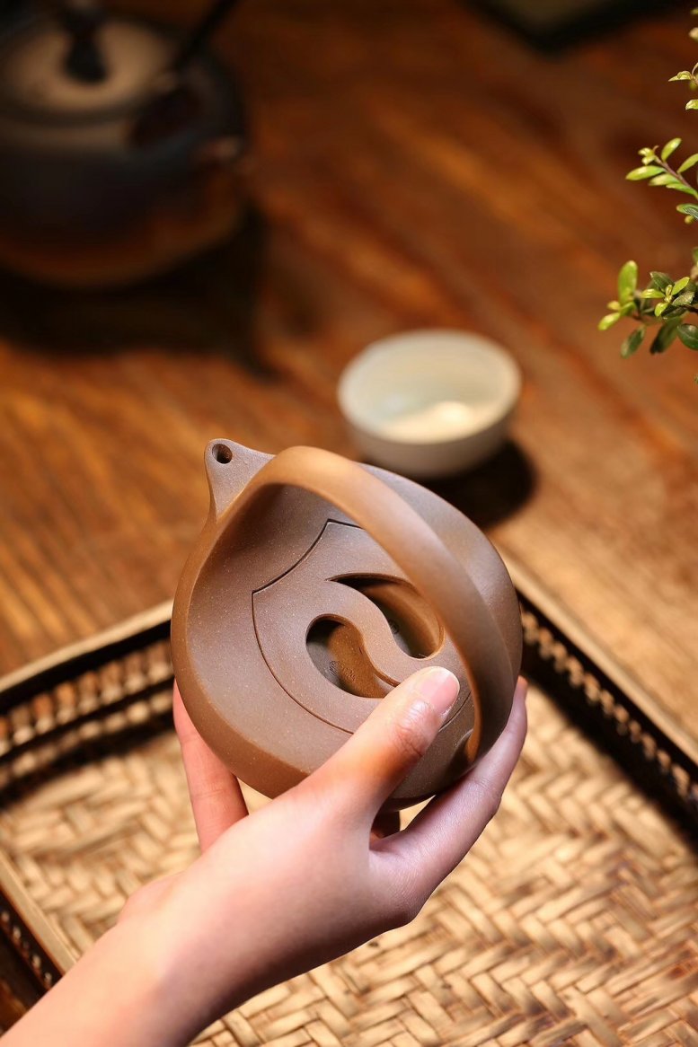 白洪欣作品 太极提梁