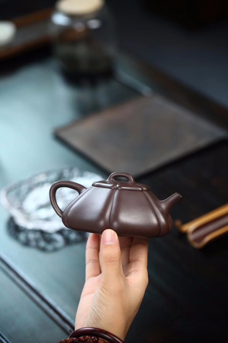 张伟军作品 腰圆葵石瓢