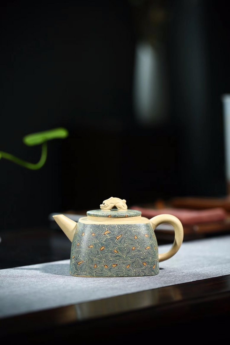 杨军保作品 绞泥禅心