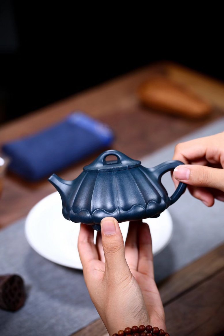 杨军保作品 葵石瓢
