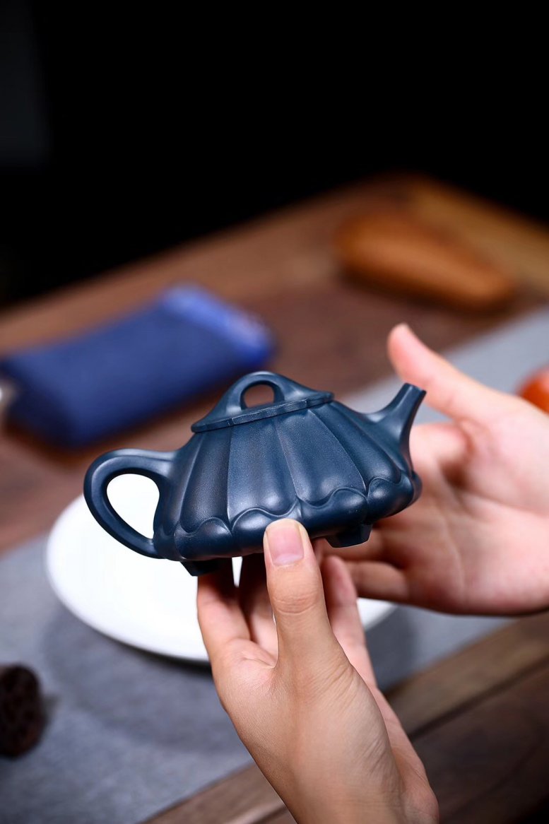 杨军保作品 葵石瓢