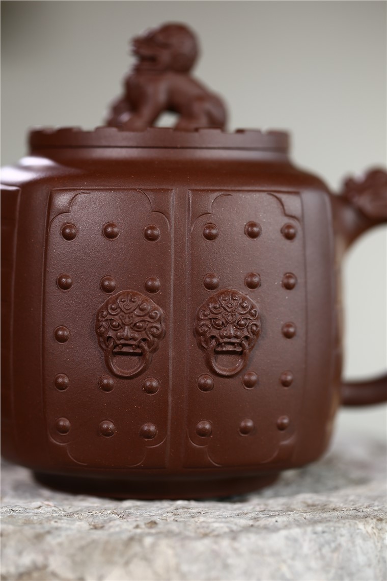 徐勤作品 祥狮图片