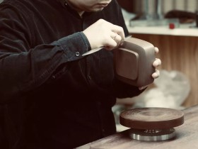 宜兴紫砂名家吴涛照片
