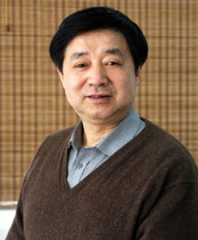 紫砂壶工艺师李守才名家照片