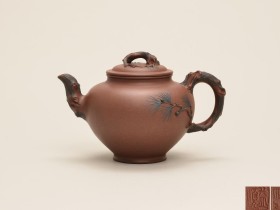 如何把紫砂壶的茶垢清理干净？