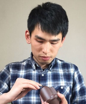 紫砂壶工艺师钱鹏名家照片