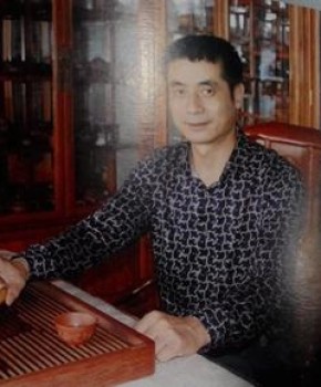 紫砂壶工艺师宗锡明名家照片