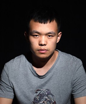 紫砂壶工艺师 惠榕名家照片