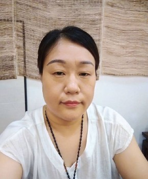 紫砂壶工艺师路学红名家照片