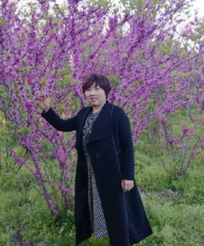 紫砂壶工艺师尹荷芳名家照片