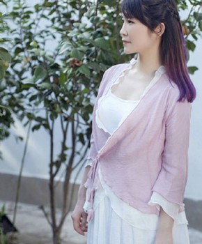紫砂壶工艺师张紫希名家照片