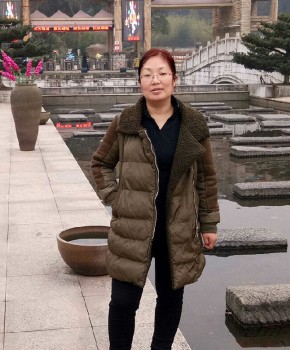 紫砂壶工艺师沈园园名家照片