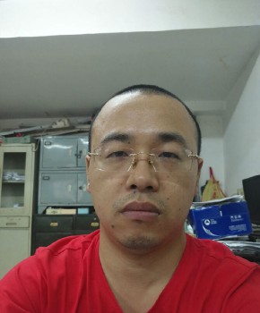 紫砂壶工艺师邵永峰名家照片