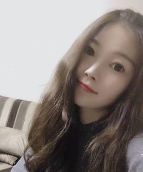 紫砂壶工艺师张鑫名家照片