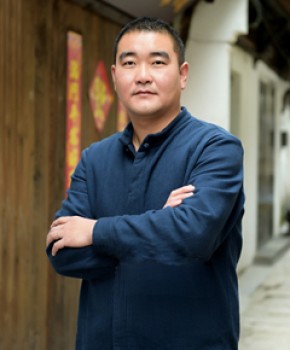 紫砂壶工艺师吴欢名家照片