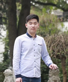 紫砂壶工艺师周彬名家照片