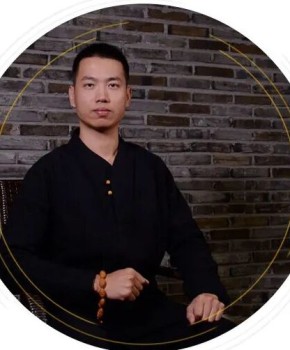 紫砂壶工艺师凌佳磊名家照片
