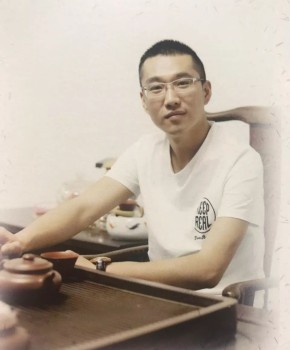 紫砂壶工艺师许斌名家照片