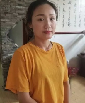 紫砂壶工艺师孙敏虹名家照片