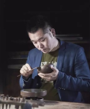 紫砂壶工艺师蔡应军名家照片