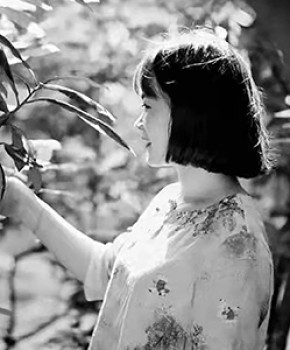 紫砂壶工艺师范婷名家照片