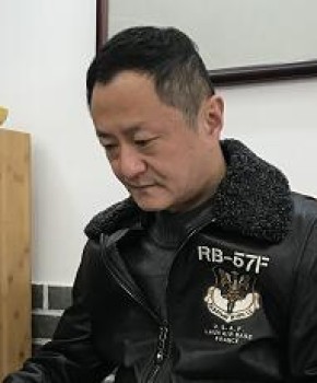 紫砂壶工艺师蒋立峰名家照片