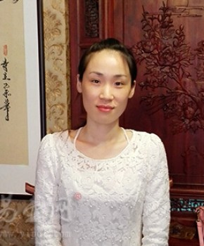 紫砂壶工艺师庄丽云名家照片