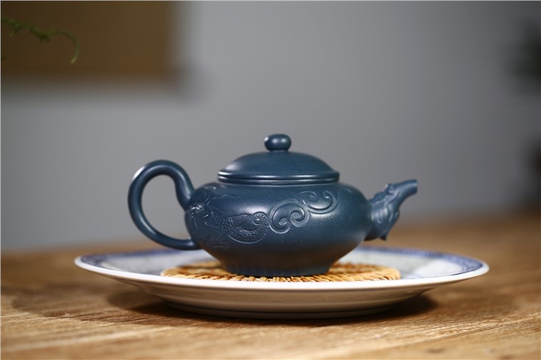 邵云琴作品 祥龙图片