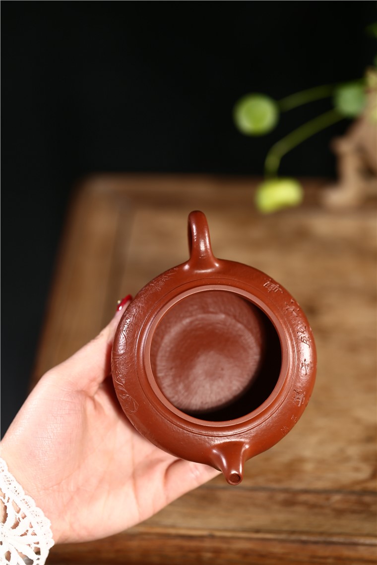 郁晴作品 扁玉图片