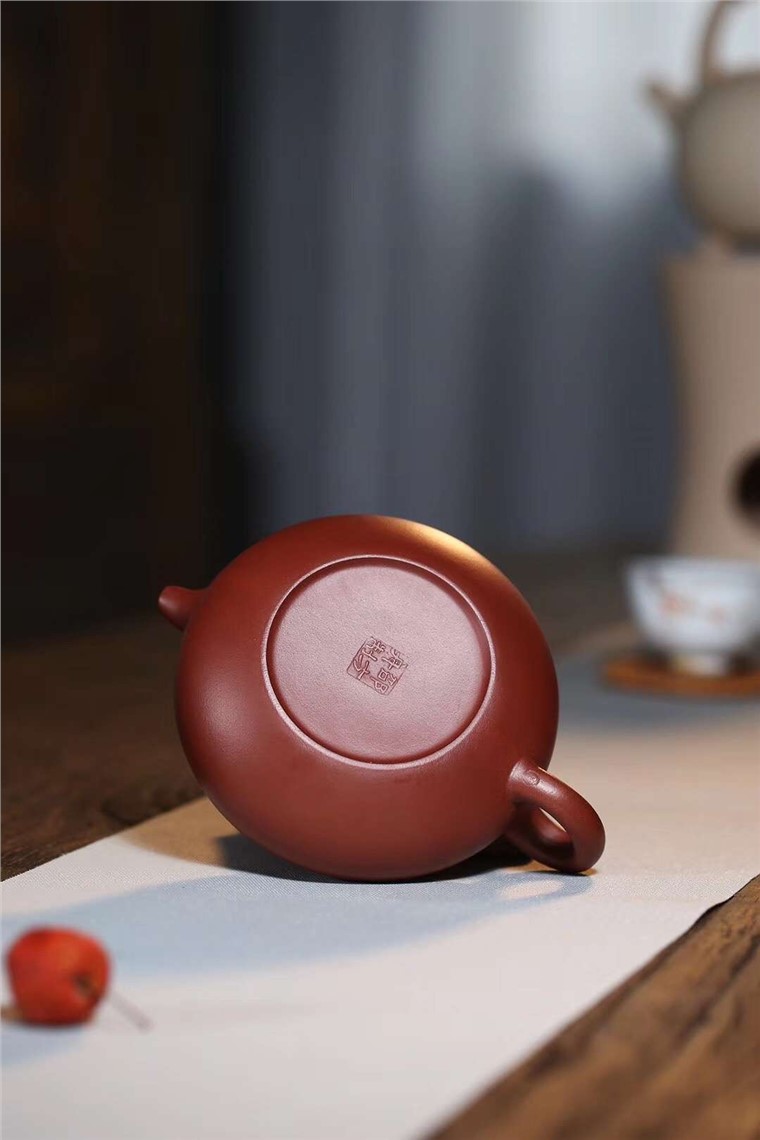 邵方舟作品 大口扁腹