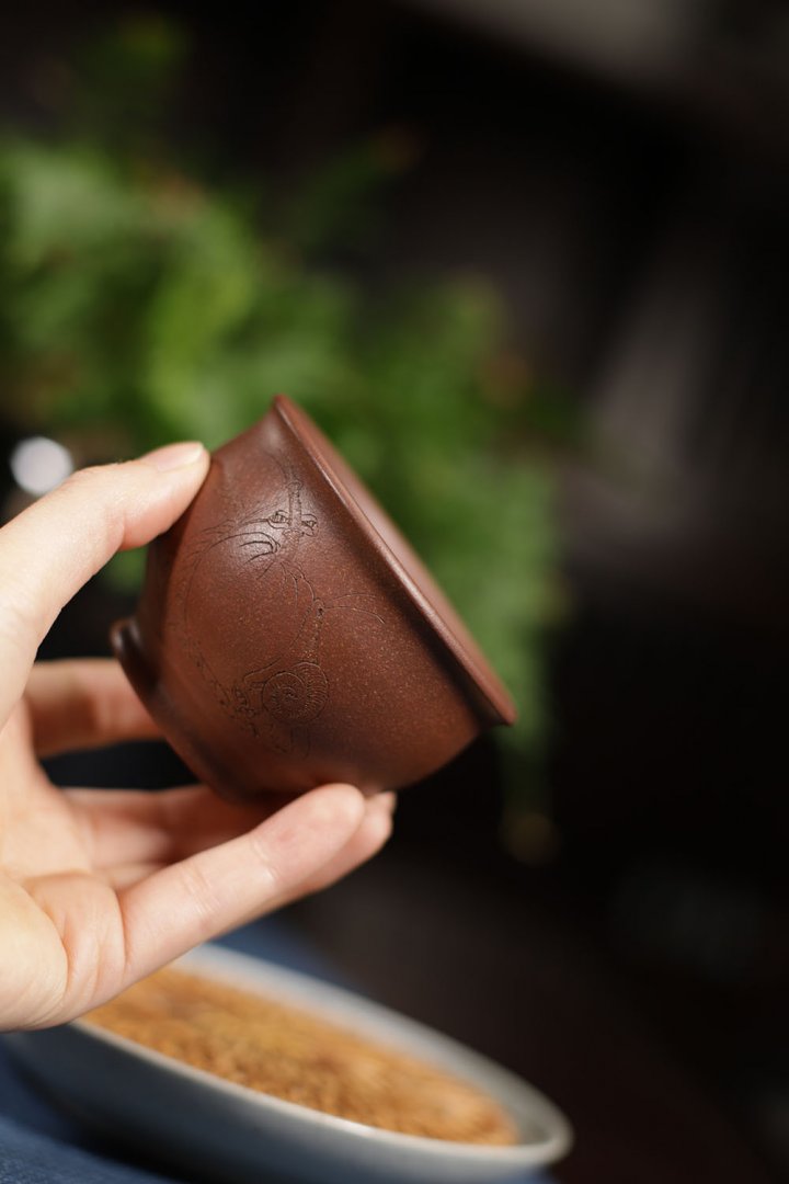 庞红俊作品 蜗居杯