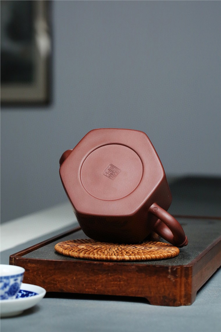 张建生作品 厚德载物