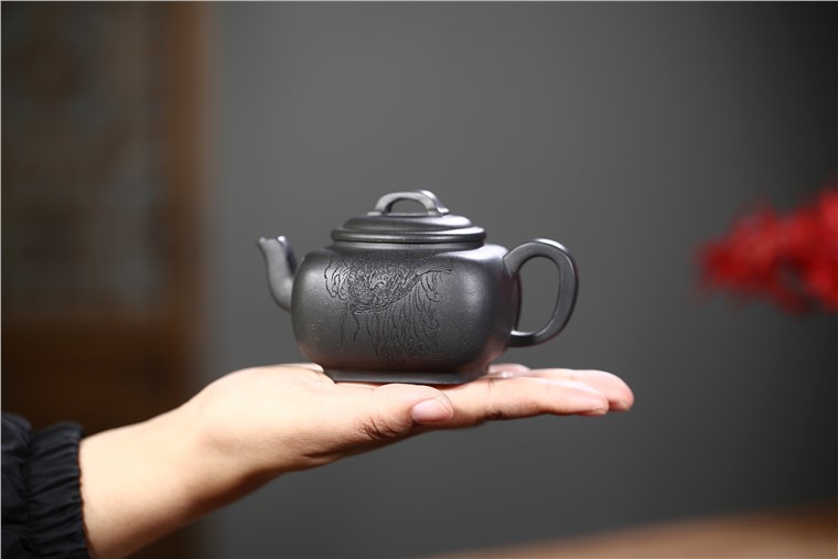 邵云琴作品 致远四方图片