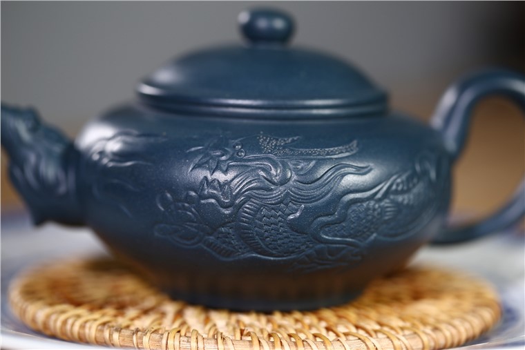 邵云琴作品 祥龙图片