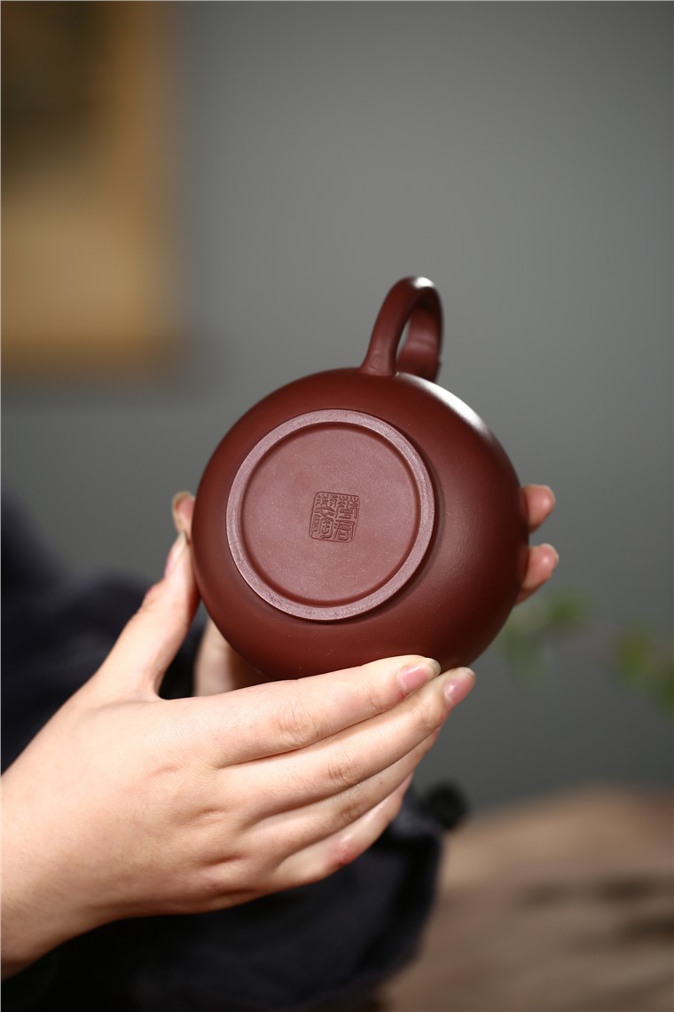 姚华君作品 双龙戏水