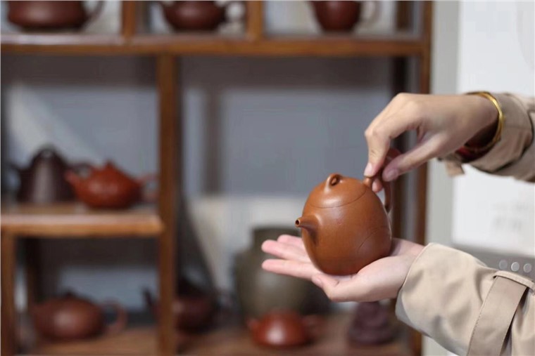 蒋芳仙作品 秦权图片