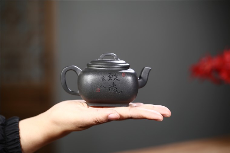 邵云琴作品 致远四方图片