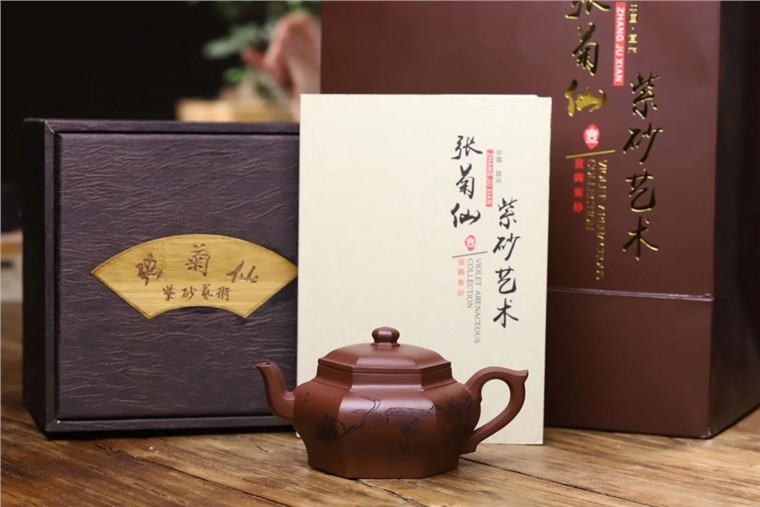 张菊仙作品 六方宫灯